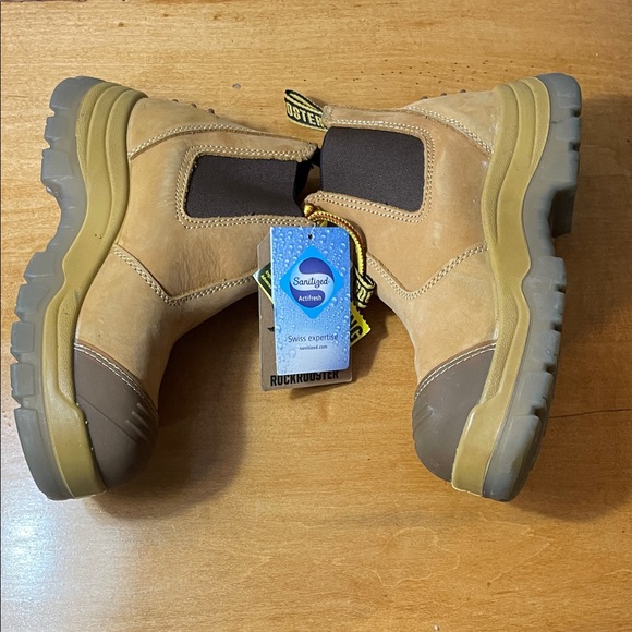 Rock Rooter Tan Chelsea Safety Boots with composite toe. Size 4. main image 11